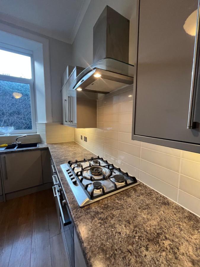 Bright 3 Bedroom Edinburgh City Apt Exterior foto