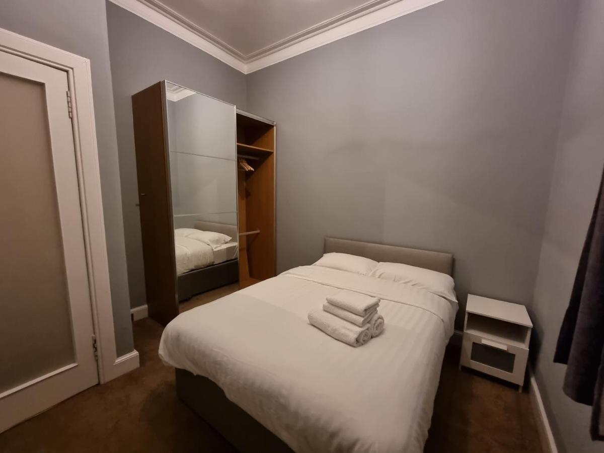 Bright 3 Bedroom Edinburgh City Apt Exterior foto